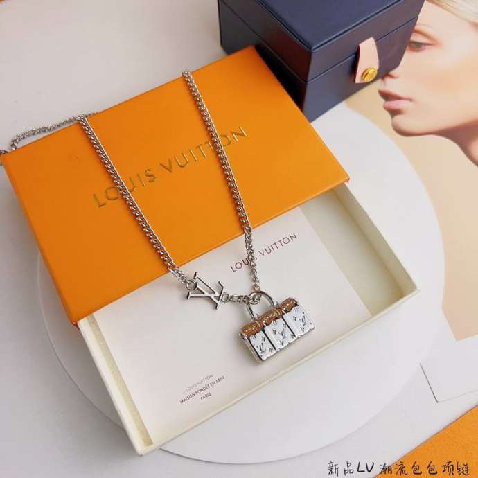 Picture of LV Necklace _SKULVnecklace08cly5112475